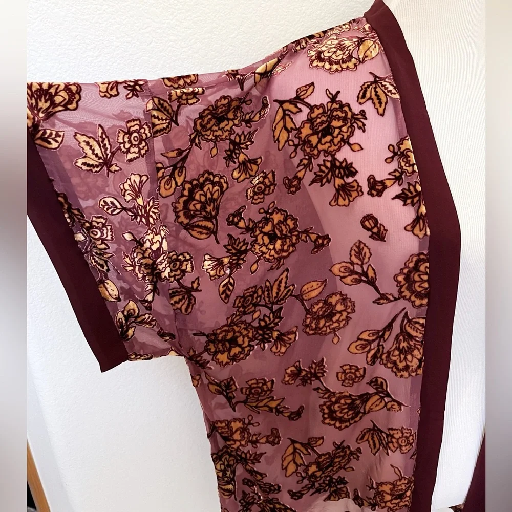 NWT - Sheer Floral Velvet and Chiffon Kimono | Wine, Gold | Women’s Small